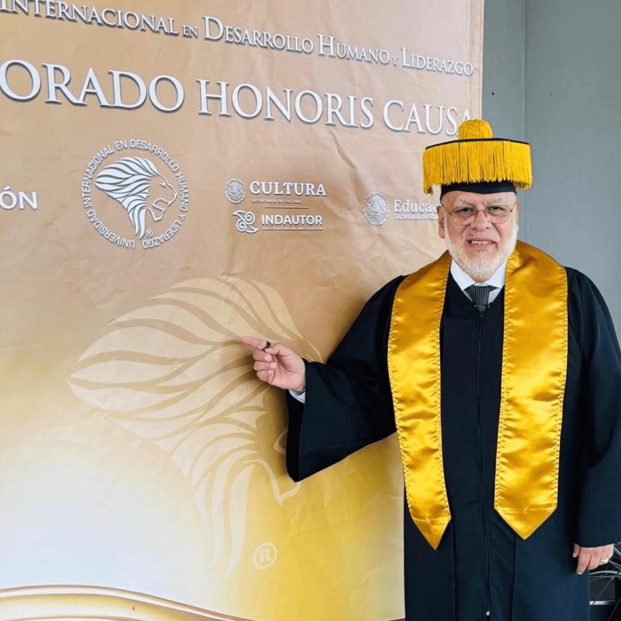 Dr. Dres HC por la Universidad Internacional en Desarrollo Humano y Liderazgo en México 2025 