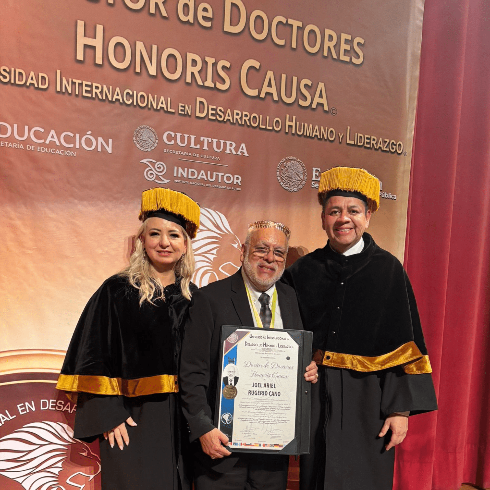 Dr. Dres.HC Wulfrano Peláez y   Dr. Dres HC Angélica Pérez